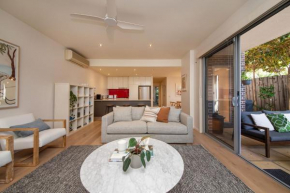 Heart of Hampton by the Beach, Melbourne